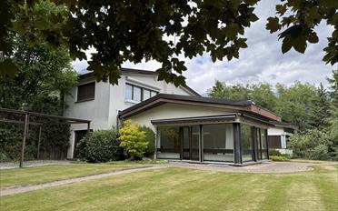 Einfamilienhaus 20.5 Zimmer - image - 1