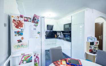 Apartment 4.5 rooms - image - 7