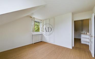 Single house 10 rooms - image - 4