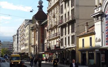 Mixed use property - image - 1