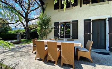 Single house 8 rooms - image - 2