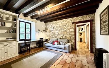 Single house 8 rooms - image - 4