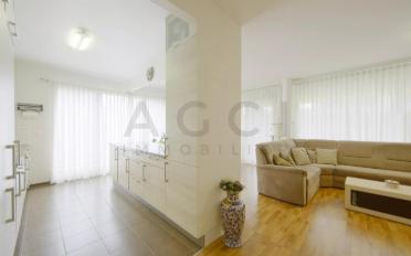 Apartment 4 rooms - image - 9