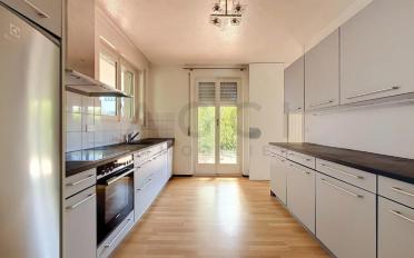 Villa 9 pièces - image - 8