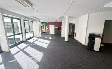 Office - image - 1