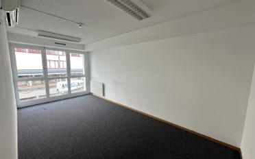 Office - image - 11
