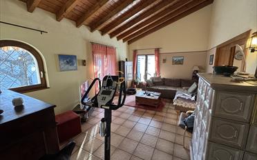 Einfamilienhaus 4.5 Zimmer - image - 2