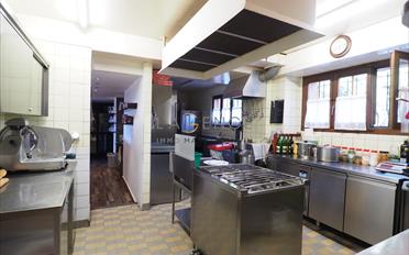 Immeuble mixte - image - 4