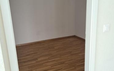 Apartment 4 rooms - image - 4