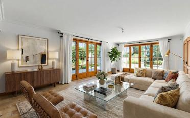 Single house 12 rooms - image - 3