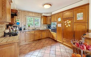 Einfamilienhaus 8.5 Zimmer - image - 4