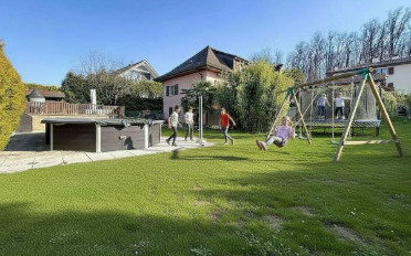 Einfamilienhaus 8.5 Zimmer - image - 2
