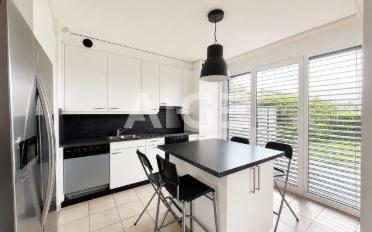 Apartment 4 rooms - image - 3