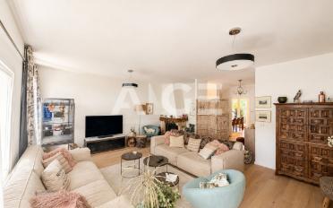 Bifamiliar house 6 rooms - image - 4