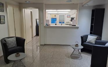 Bureau - image - 1