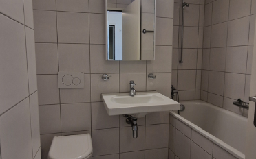 Apartment 4 rooms - image - 8