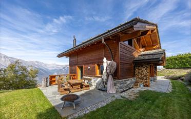 Chalet 5.5 pièces - image - 1