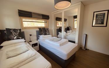 Apartment 4 rooms - image - 13