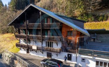 Chalet 16 Zimmer - image - 1