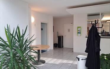 Bureau - image - 11