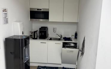 Office - image - 4