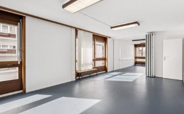 Office - image - 5