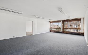 Office - image - 7