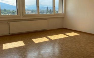 Apartment 4 rooms - image - 3