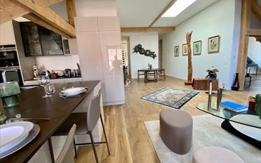 Attic flat 6.5 rooms - image - 1