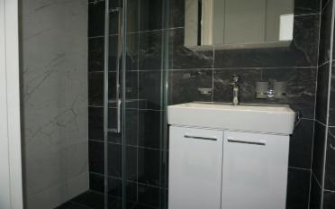 Apartment 2.5 rooms - image - 9