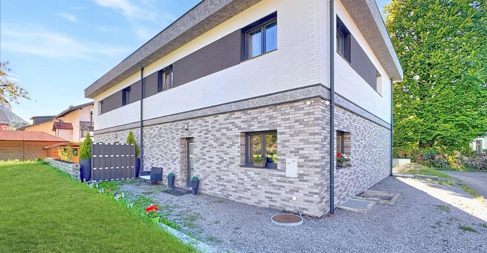 Villa mitoyenne contemporaine à Bex