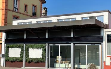 Mixed use property - image - 1