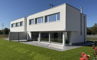 Doppeleinfamilienhaus 5.5 Zimmer - image - 1