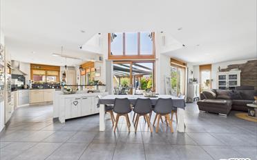 Villa 6.5 pièces - image - 3