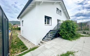 Einfamilienhaus 7.5 Zimmer - image - 3