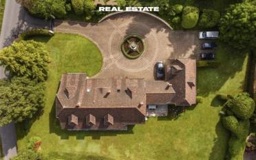 Single house 12 rooms - image - 3