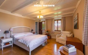 Single house 10 rooms - image - 13