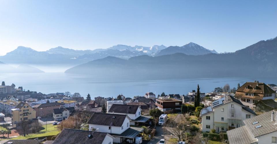 Idéale pour les familles et spacieuse - votre maison à Weggis