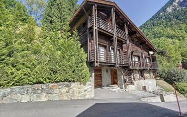 Chalet 6 pièces - image - 2
