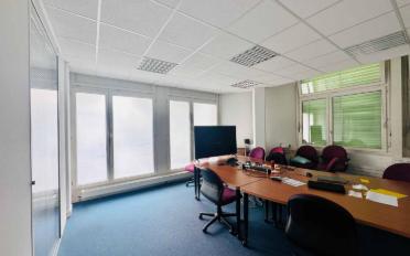 Commercial - image - 3