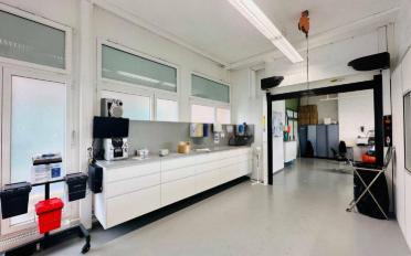 Commercial - image - 4