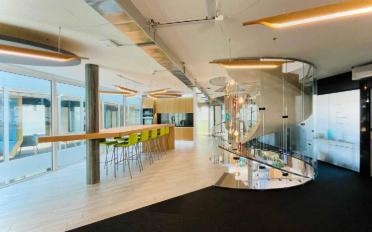 Office - image - 4