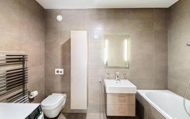 Apartment 4 rooms - image - 7