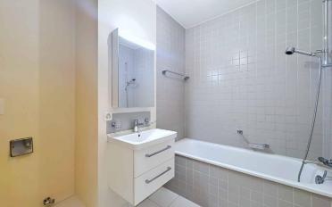 Apartment 4 rooms - image - 11