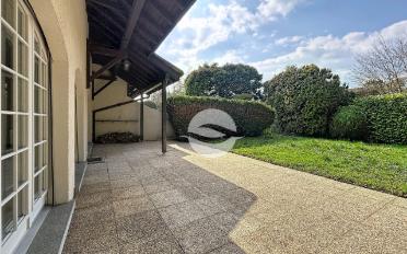 Einfamilienhaus 7.5 Zimmer - image - 1