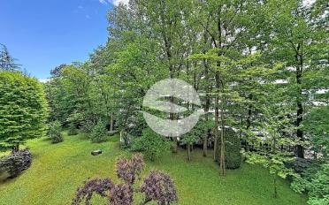 Furnished flat 6 rooms - image - 11