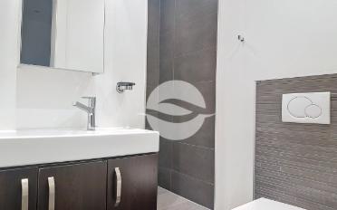 Furnished flat 6 rooms - image - 8