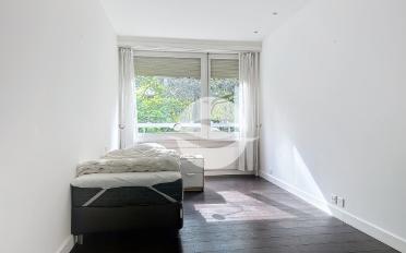 Furnished flat 6 rooms - image - 5