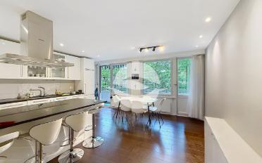 Furnished flat 6 rooms - image - 3