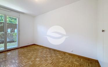 Apartment 4 rooms - image - 8